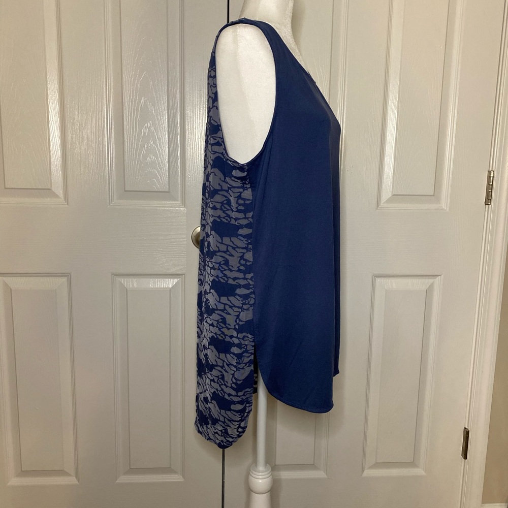 Tangerine XL Activewear Hi-Low Blue Tank